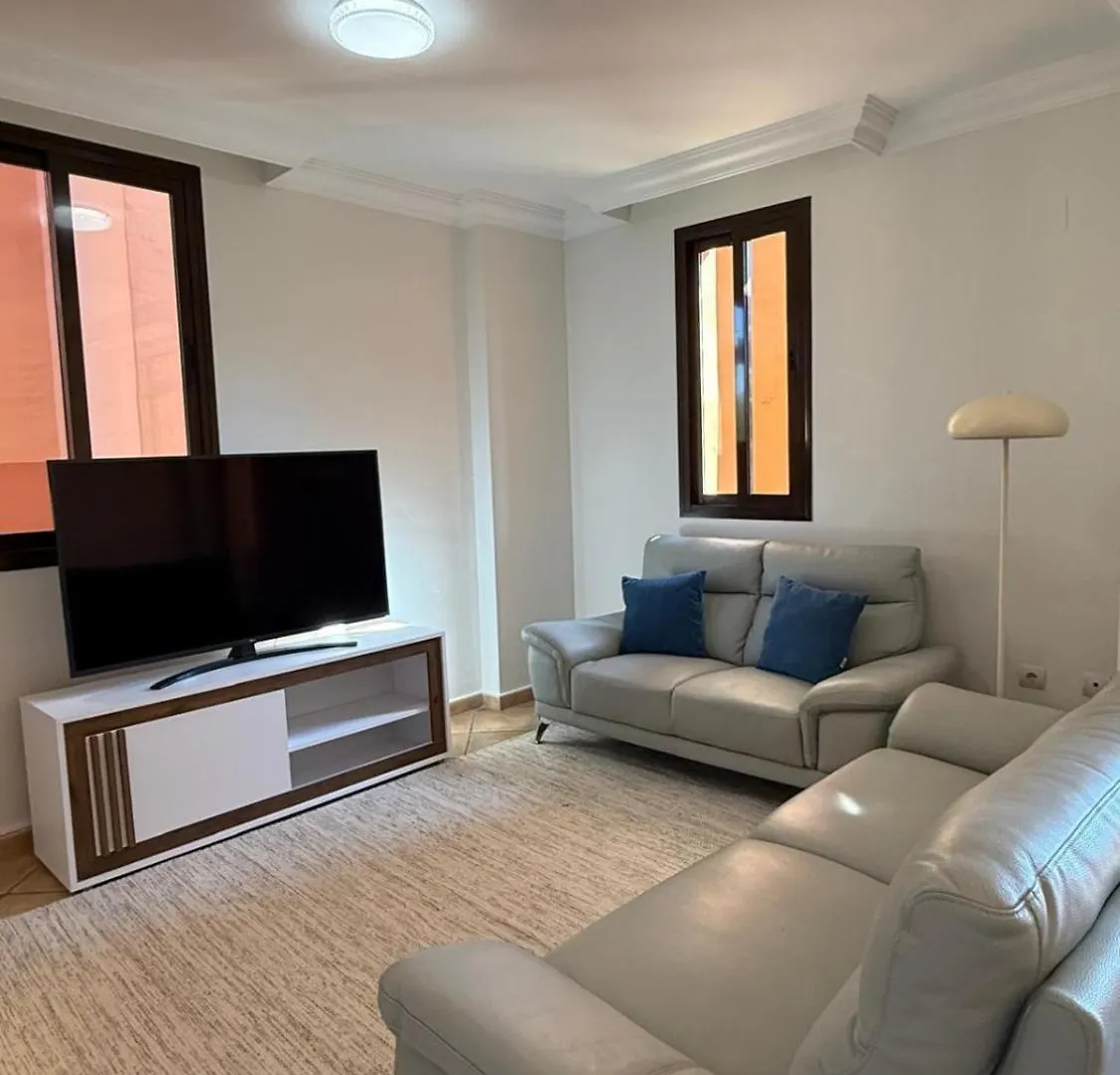 Elegant Suite Near Sea And Port Banus Estepona Homestay